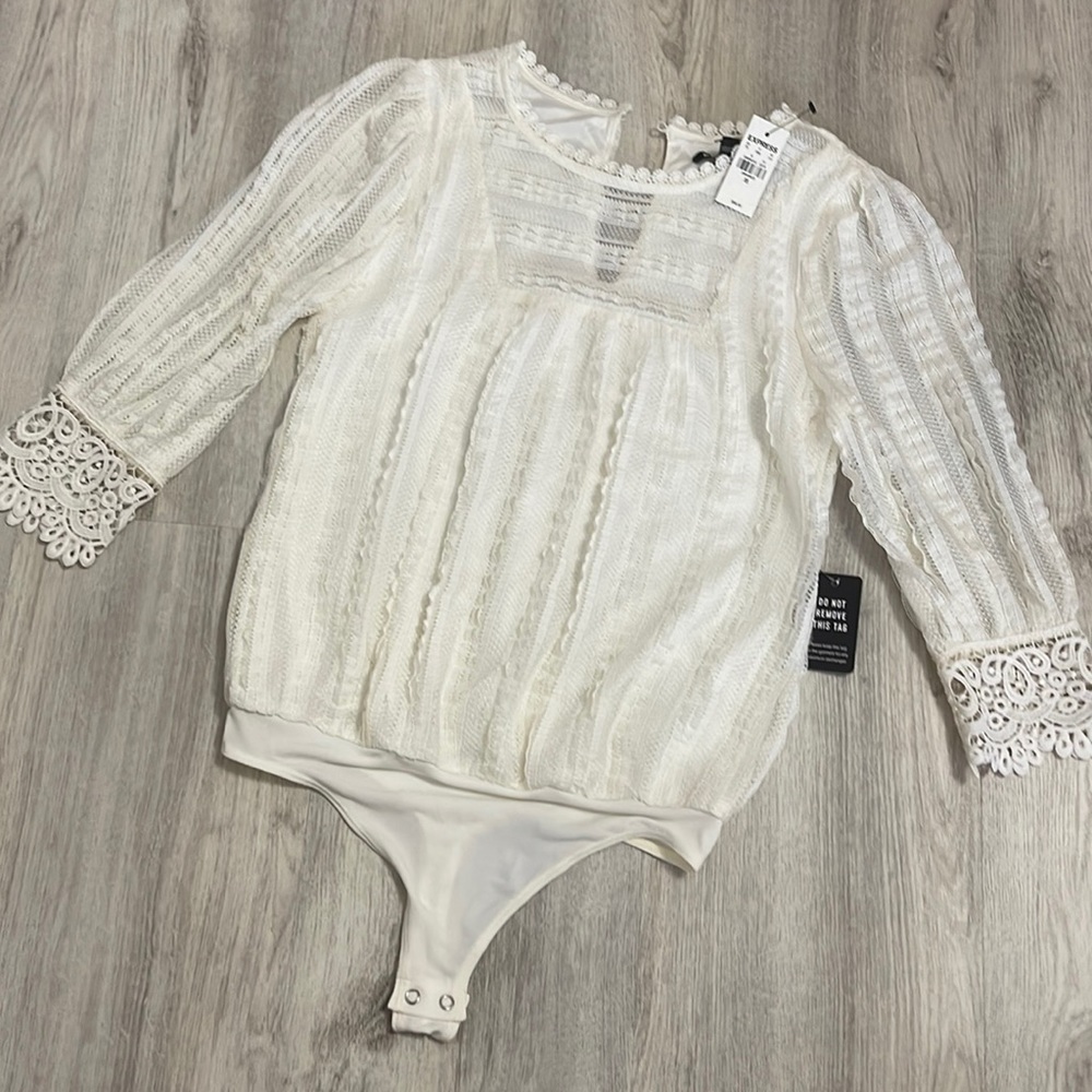 NWT Express Bodysuit cream color in size XS